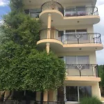 Апартамент Complex Ruzh *