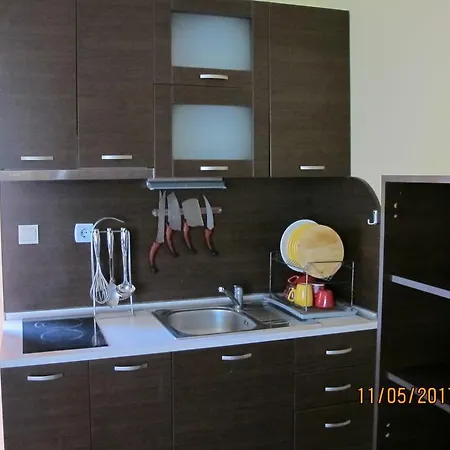 Complex Ruzh גולדן סנדס